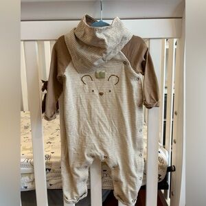 🐭👑 Mayoral Beige Striped Baby Onesie